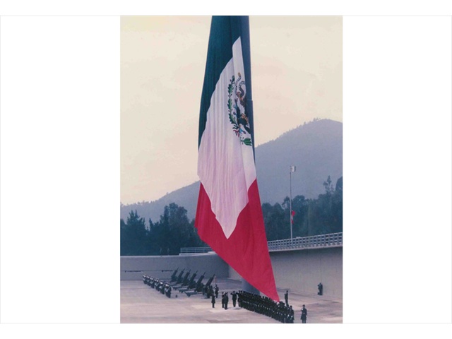 Asta Bandera Monumental 100.00 m., Heroico Colegio Militar, Tlalpan, D.F. 2