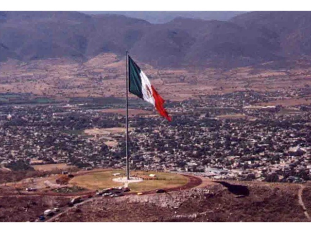 Asta Bandera Monumental 113.00 m., Iguala, Gro