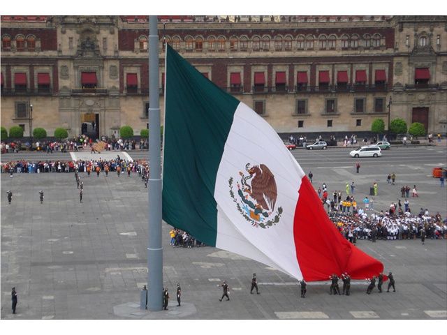Asta Bandera Monumental 50.00 m., Plaza de la Constitución (Zócalo), México, D.F